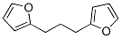 CAS 登录号：5447-79-0， 2-[3-(2-呋喃基)丙基]呋喃
